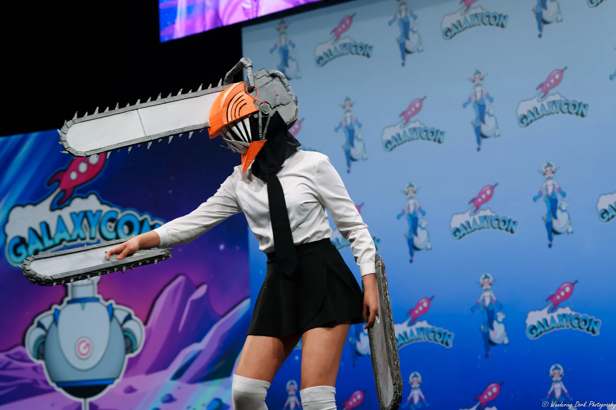 Denji Chainsaw Man hybrid form cosplay reference