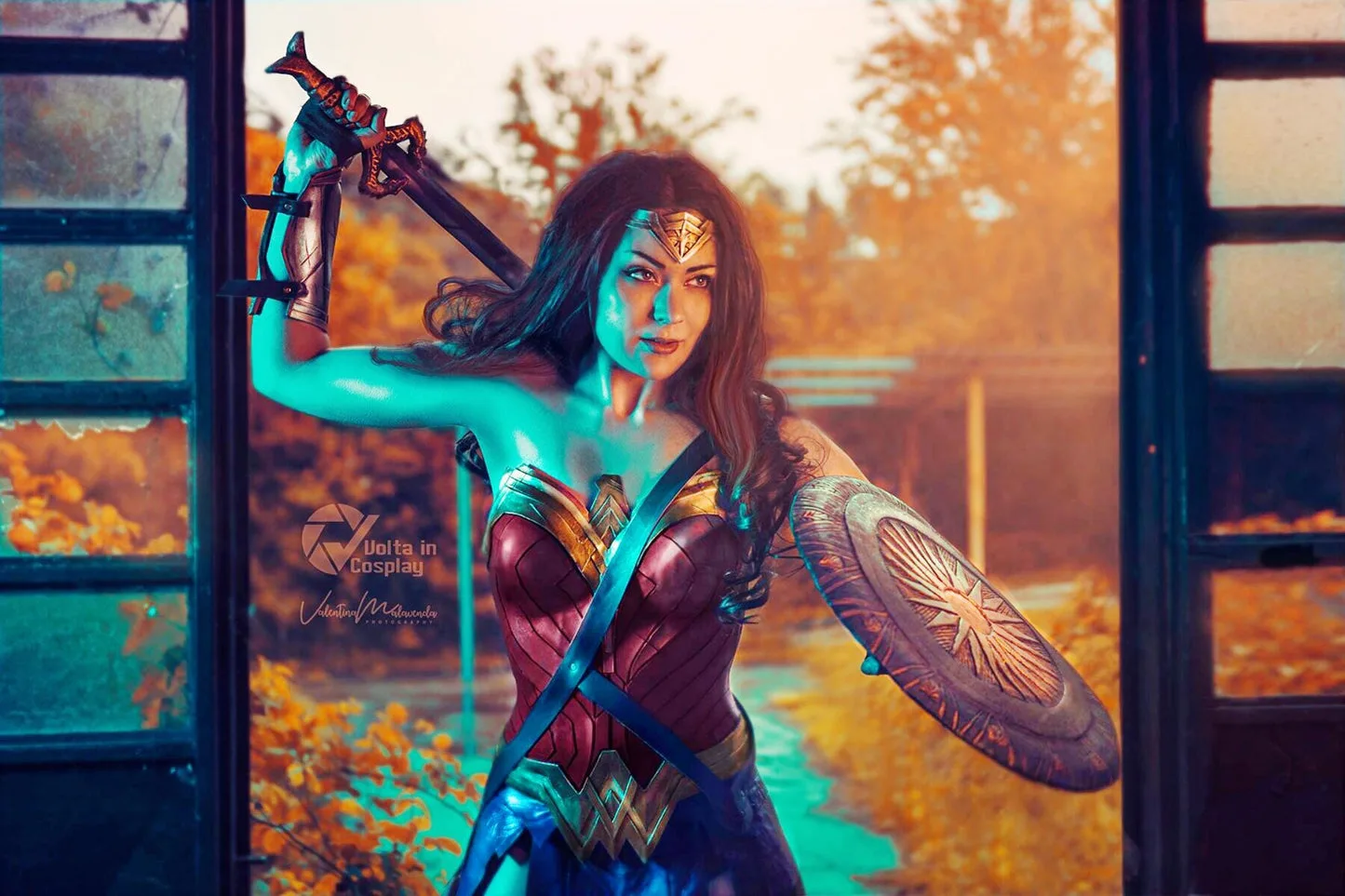 Wonder Woman cosplay DCEU armor convention reference